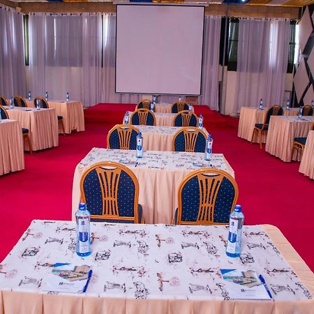 Buraha Zenoni Hotel&Resort Nakuru Esterno foto