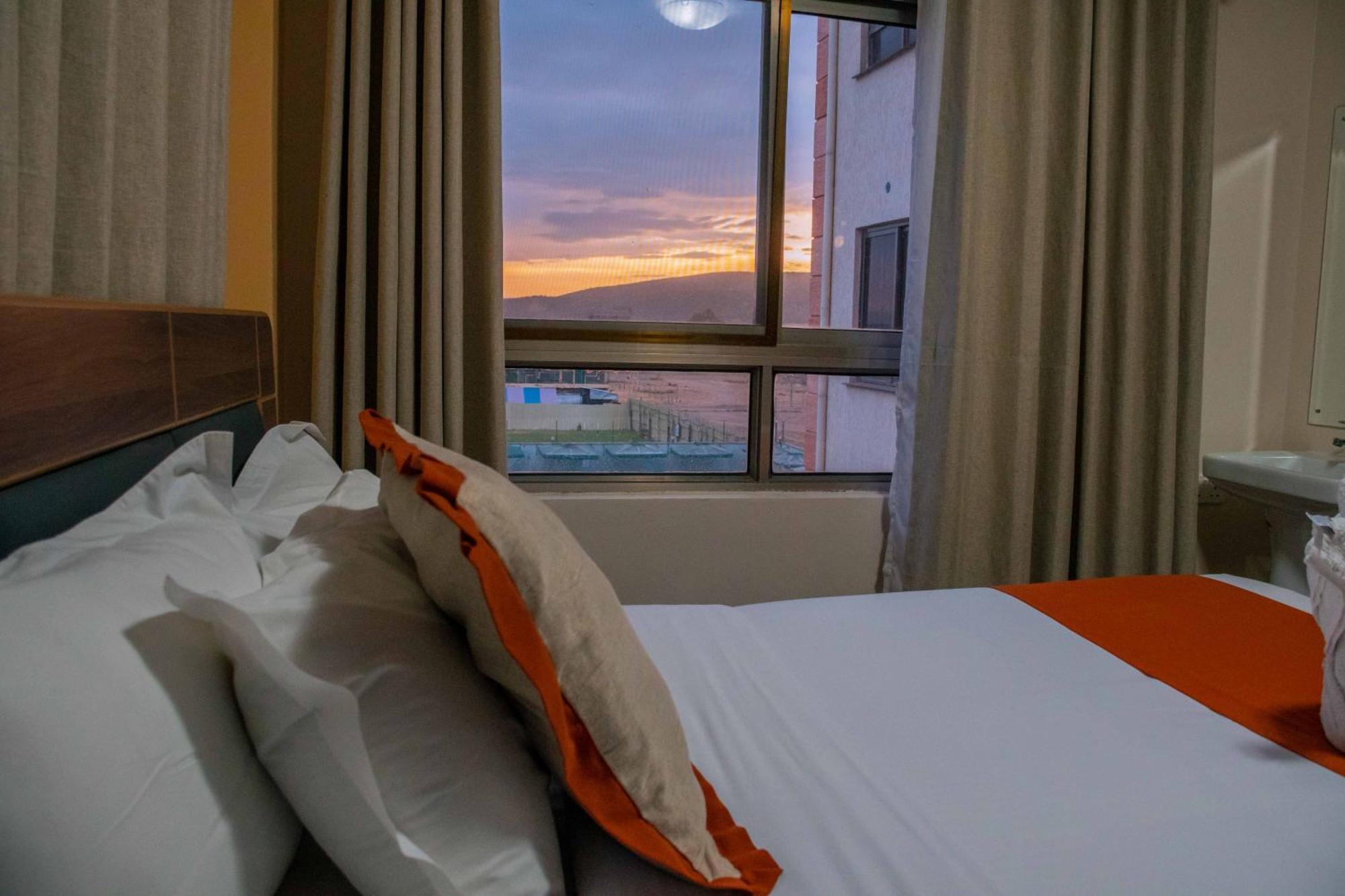 Buraha Zenoni Hotel&Resort Nakuru Esterno foto