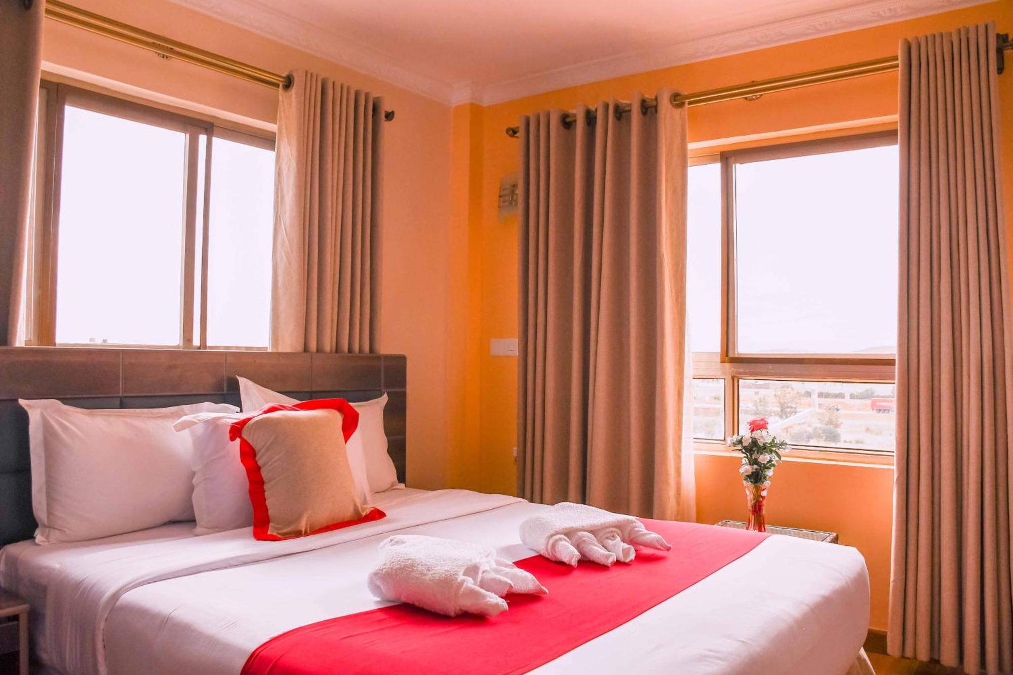Buraha Zenoni Hotel&Resort Nakuru Esterno foto
